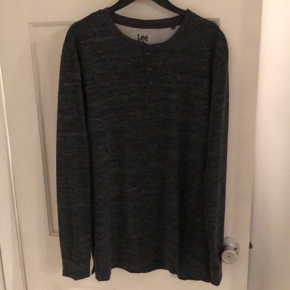 Men’s lee button down shirt